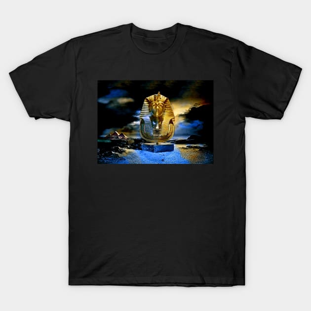 King Tutankhamun T-Shirt by doniainart